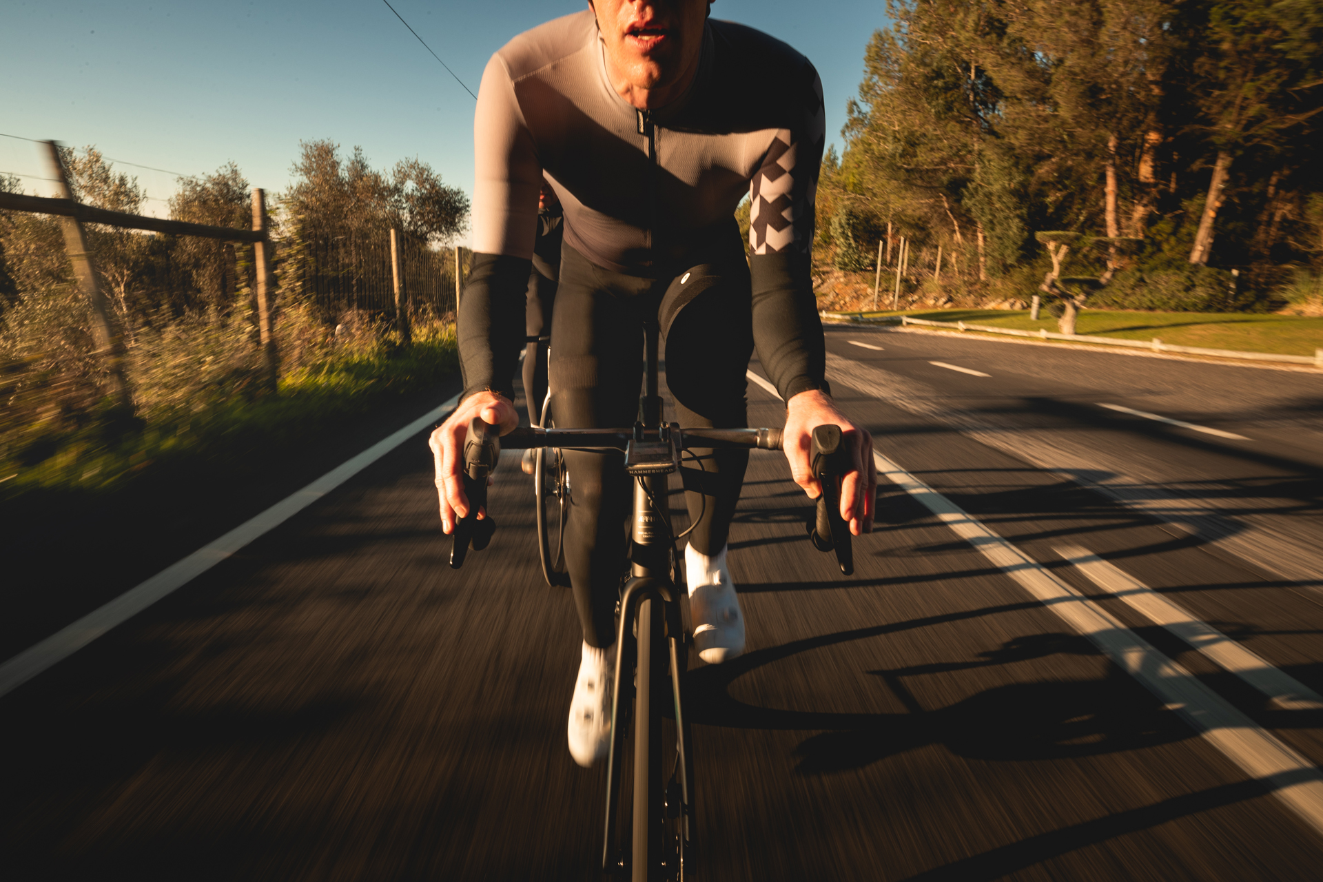 levelnine bietet aerodynamisch optimierte und qualitativ hochwertige Komponenten für Rennräder an.